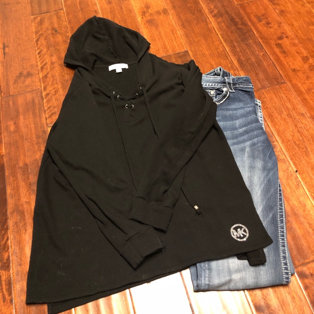 Michael Kors light weight sweater Size 1X $35